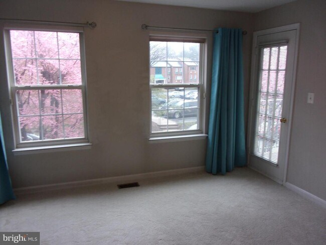 Building Photo - 11844 Breton Ct