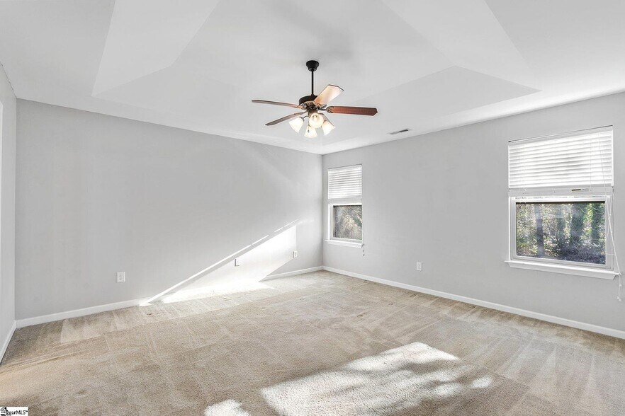 Master Bedroom - 207 Blacks Dr