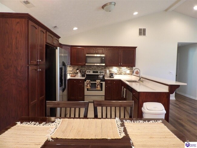 Building Photo - 506 St Andrews Dr