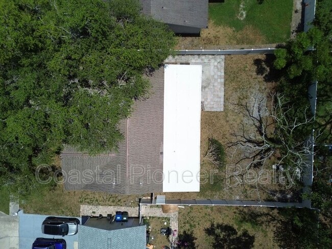 Building Photo - 12921 126th Terrace N