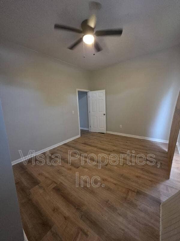 Building Photo - 313 Thomas St