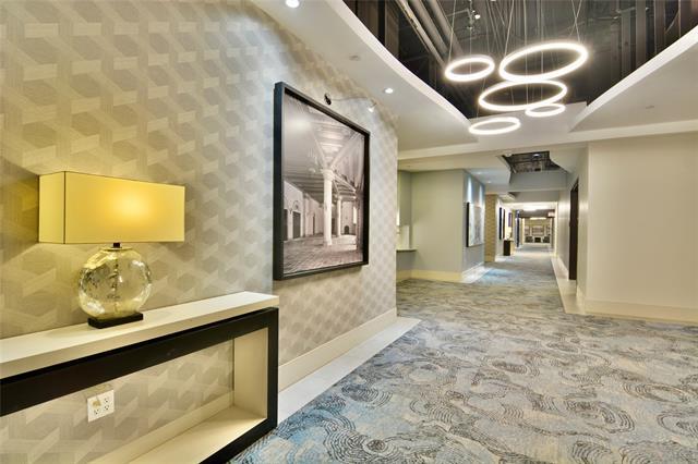 Building Photo - 2600 W 7th St