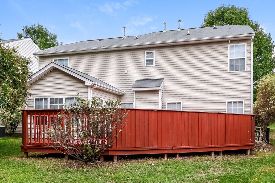 Building Photo - 3815 Green Pasture Rd