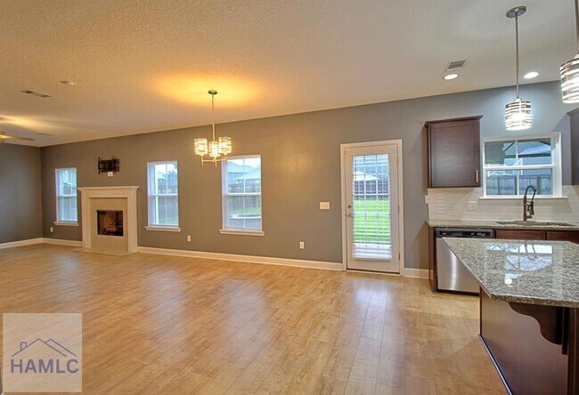 Building Photo - 432 Fairview Cir