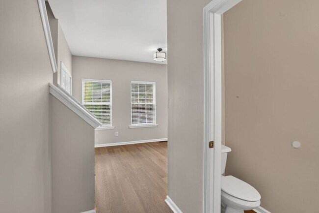Building Photo - 730 Celeste Ln