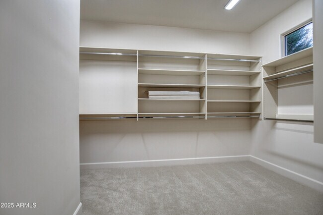 Building Photo - 9671 E Monument Dr