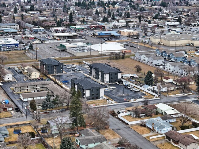 Building Photo - Flats on 4th Apartments