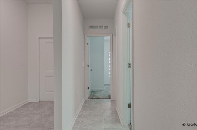Building Photo - 1520 Brentwood Dr