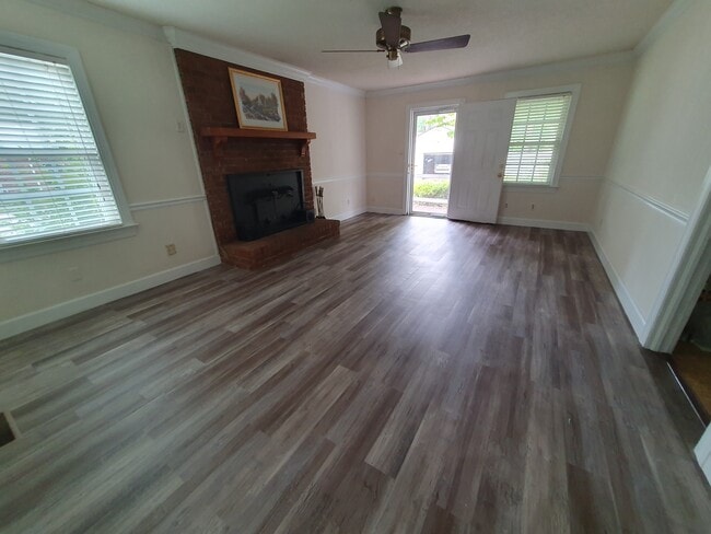 Building Photo - 1110 Compass Creek Dr