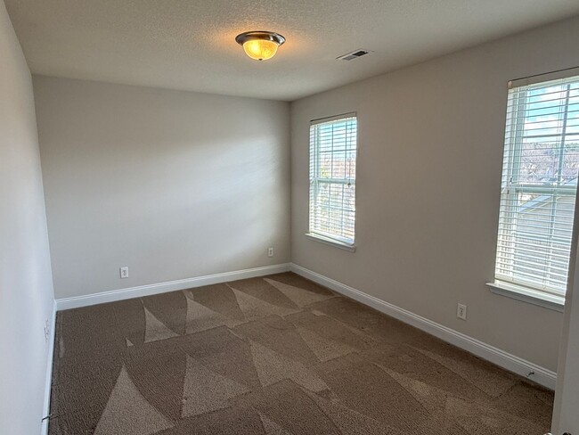 Building Photo - 7516 April Mist Trail