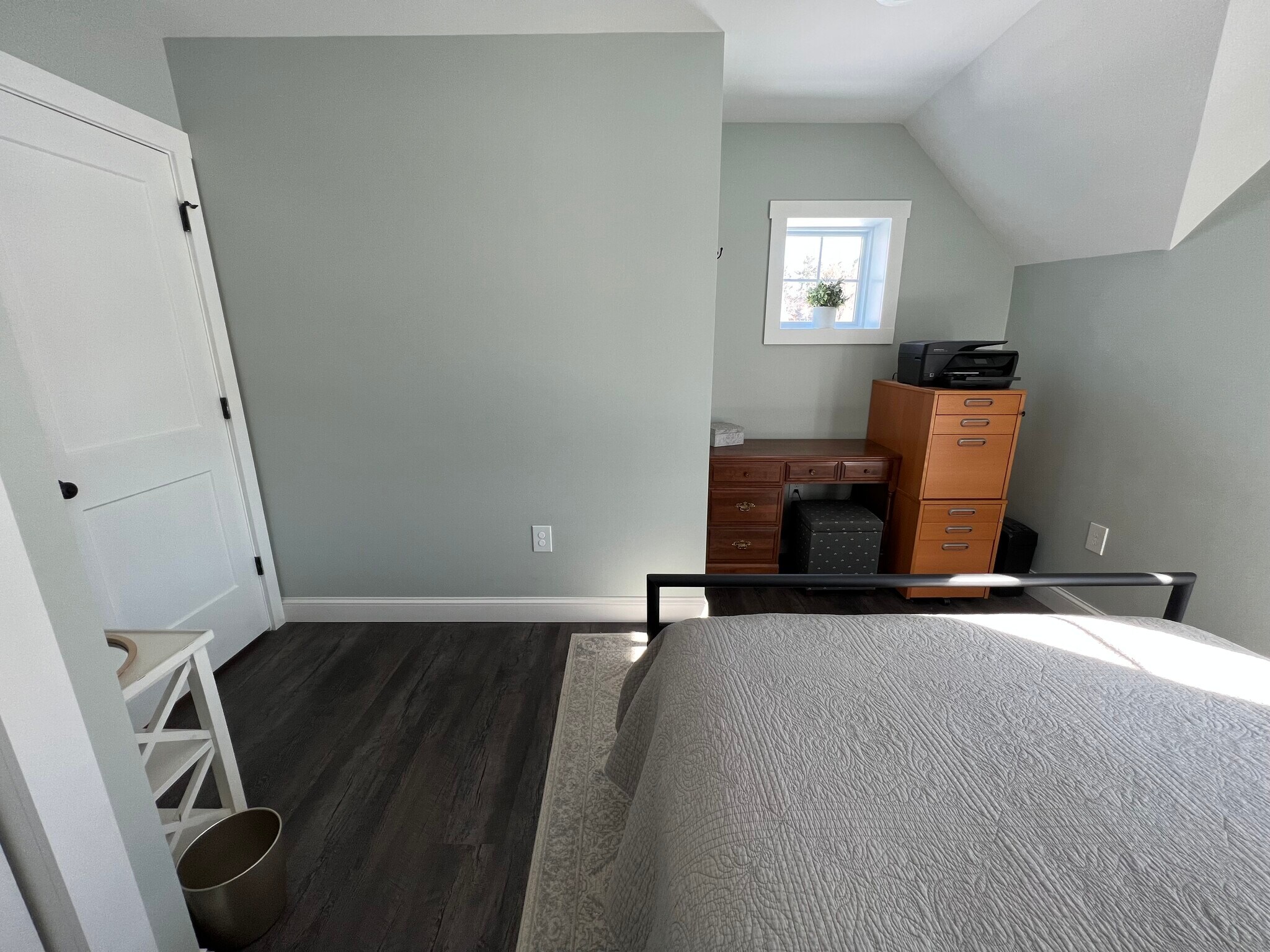 Bed 1 (03) Floor 2 - 41 Zapora Dr