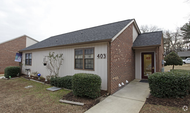 Primary Photo - Baptist Village Apartments