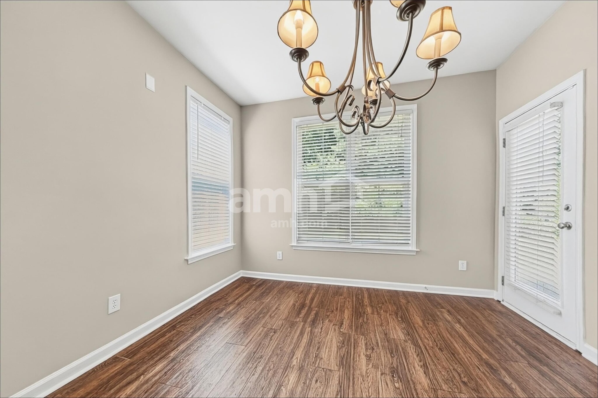 Building Photo - 137 Tuscarora Ln