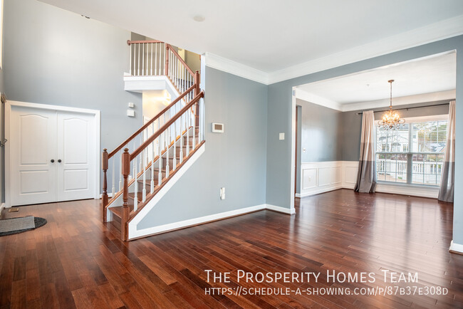 Building Photo - Spacious Modern Living in Upper Marlboro!