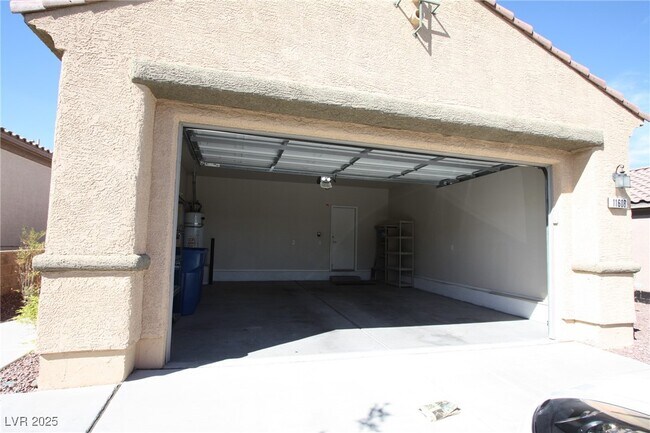 Building Photo - 11608 W Sleepy Heaven Pl
