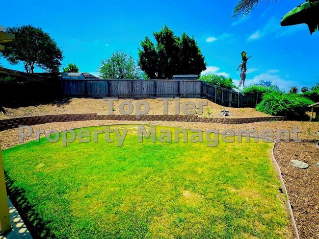 Building Photo - Charming 2-Bedroom Home with Large Yard and Modern Upgrades - Available Now!