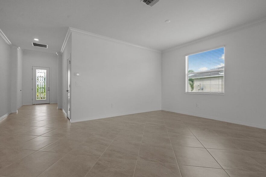 Building Photo - 4363 Lemongrass Dr
