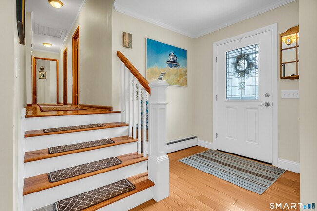 Building Photo - 51 W Lake Ave