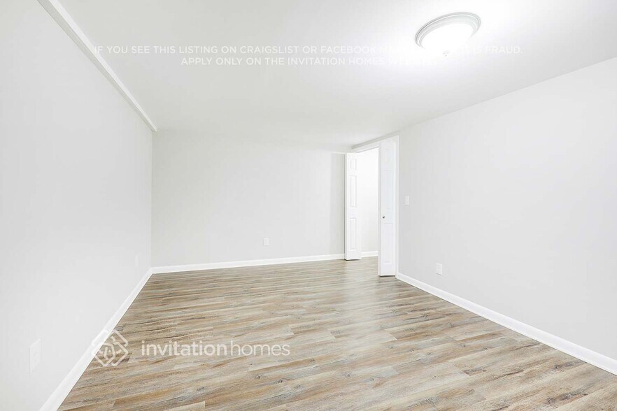 Building Photo - 211 Bonnafield Dr