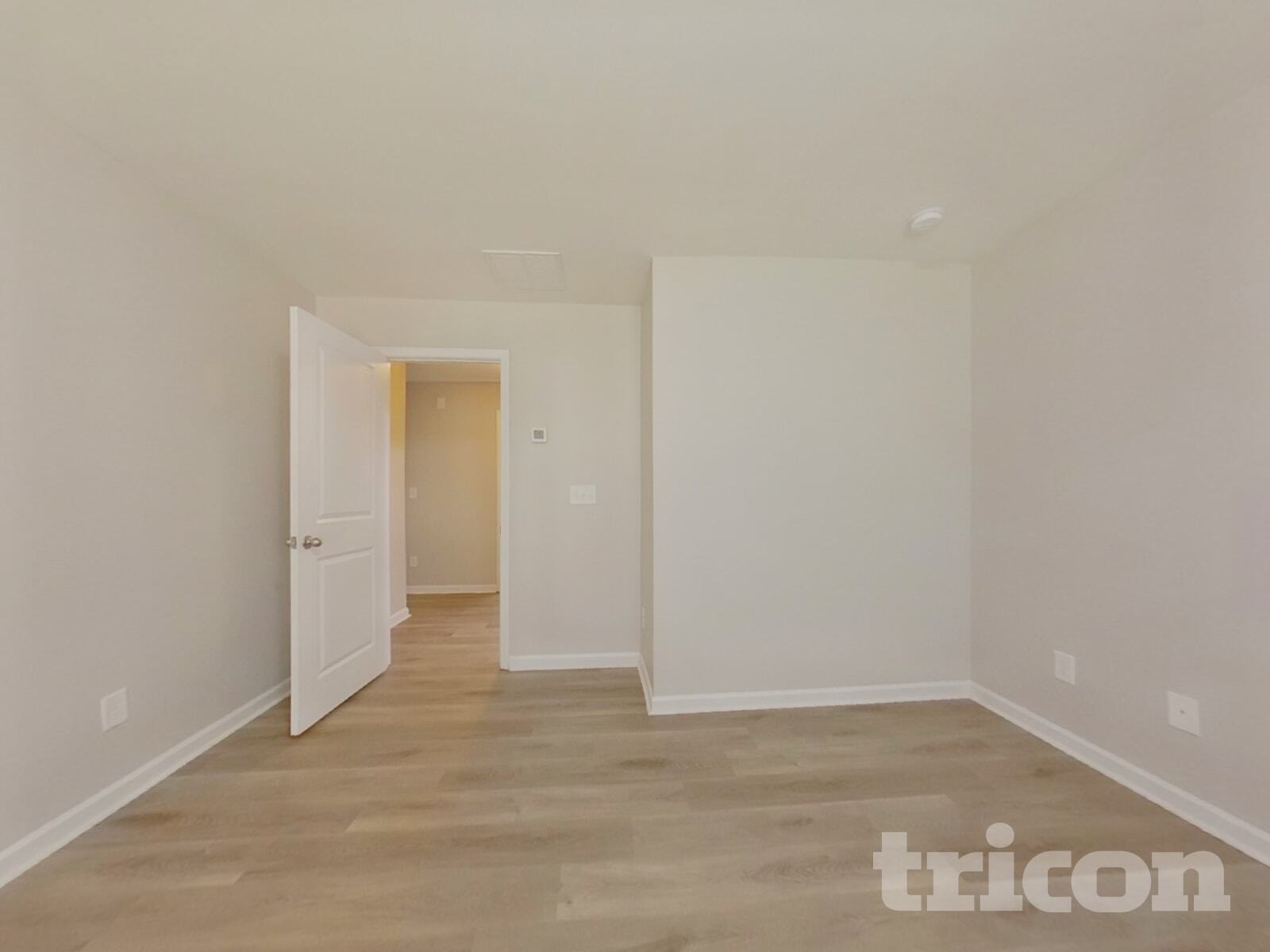 Building Photo - 3333 Lowland Dr