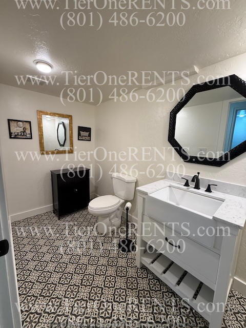 Building Photo - This property offers a NO DEPOSIT option a...
