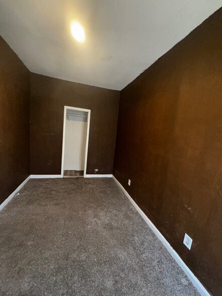 Building Photo - 1417 Buckingham St