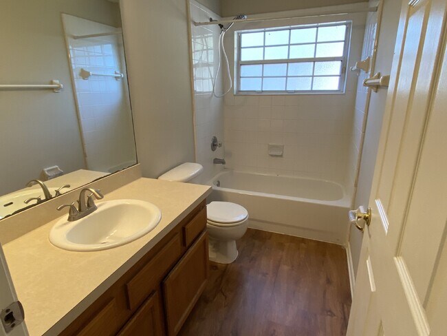 Building Photo - COMING SOON – 3 Bedroom, 2 Bathroom Single...