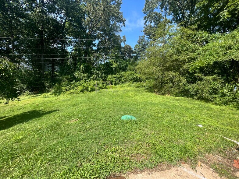 Building Photo - 5056 Shoals Ln