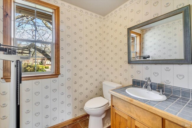 Building Photo - 20 Rosedale Rd