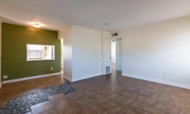 Building Photo - 3434 Smith Ave SE