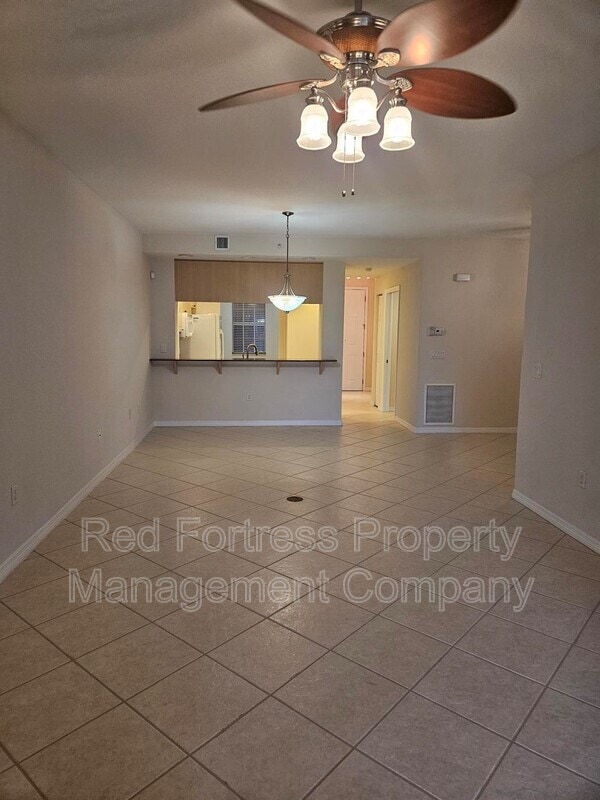 Building Photo - 1125 Van Loon Commons Cir