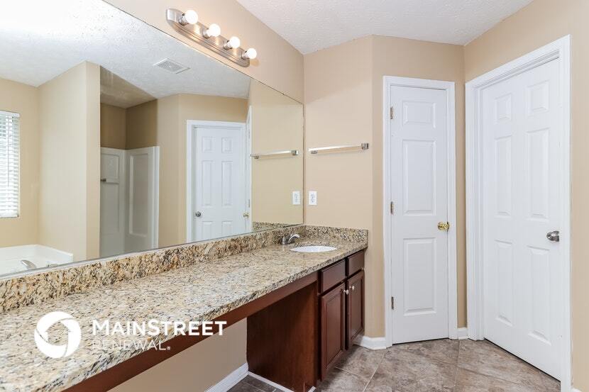Building Photo - 6663 Princeton Park Ct
