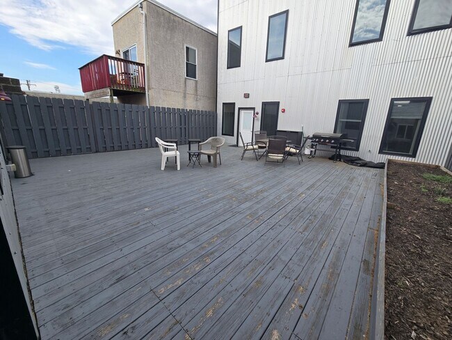 Building Photo - 1929 S 17th St