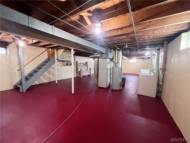 Building Photo - 480 W Hazeltine Ave