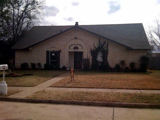 Primary Photo - 1802 Rainbow Dr