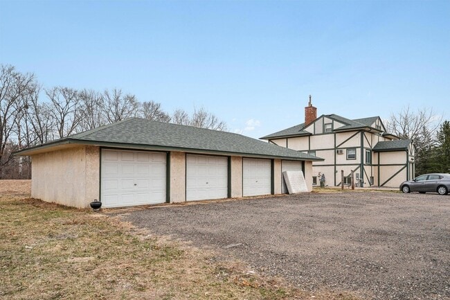 Building Photo - 17256 Kenyon St NE