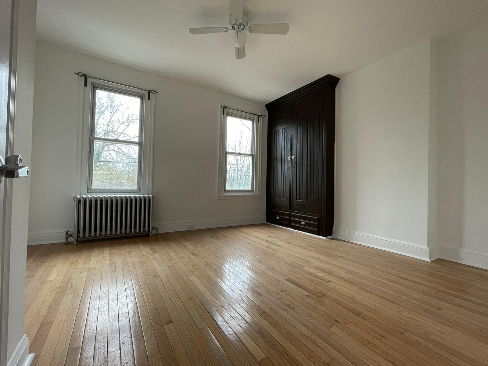 Building Photo - 3885 Manayunk Ave