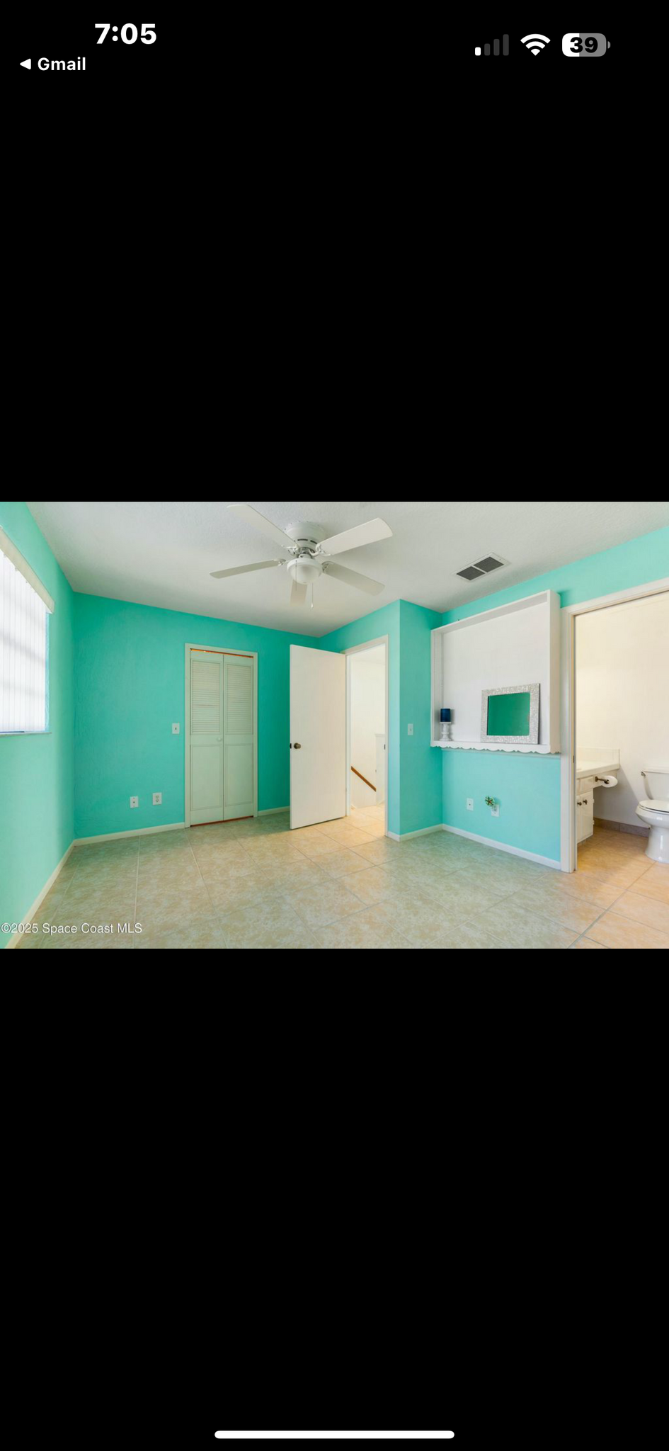 Building Photo - 335 Paradise Blvd