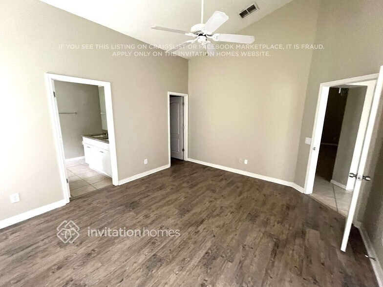 Building Photo - 3823 Briley Loop