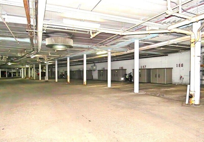 Building Photo - 1640 S Hwy 36 Service Dr