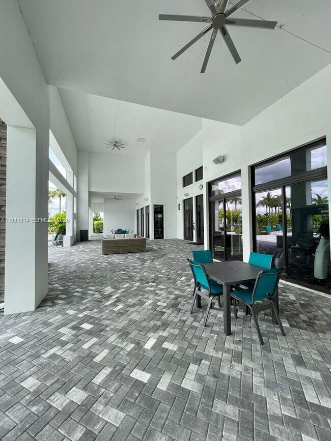 Building Photo - 3265 Dunning Dr