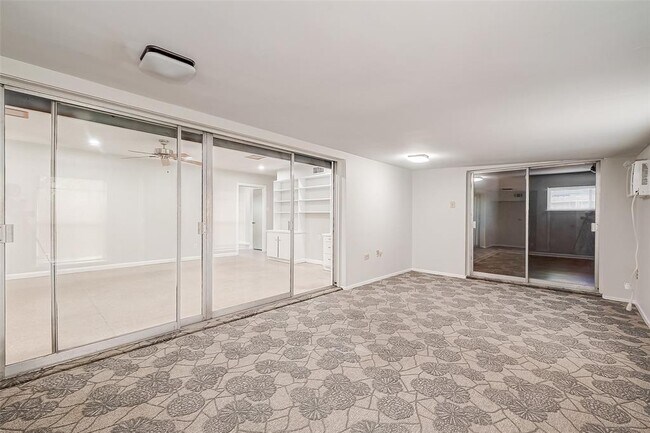 Building Photo - 4115 Mischire Dr