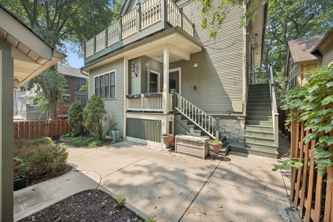 Building Photo - 138 Clinton Ave