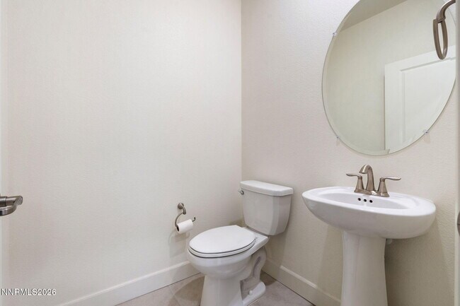 Building Photo - 6747 Ronaldinho Dr