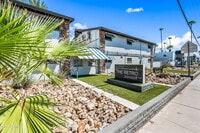 Building Photo - 3025 N 32nd St