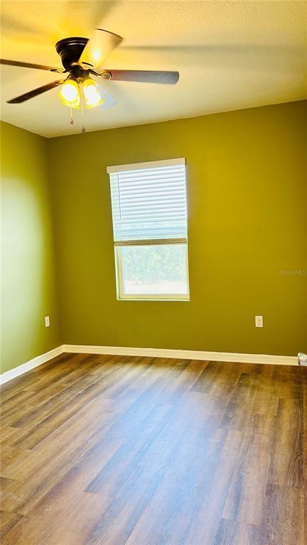 Building Photo - 11152 Leland Groves Dr