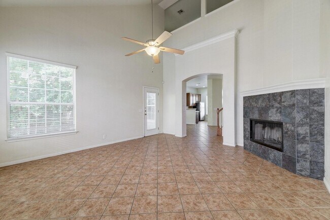 Building Photo - 5102 Caswell Ave