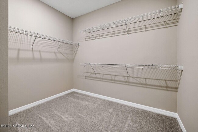 Building Photo - 365 Cherry Elm Dr