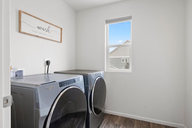 Building Photo - 10280 Yampa St