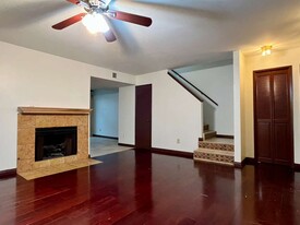 Building Photo - 1328 9th St